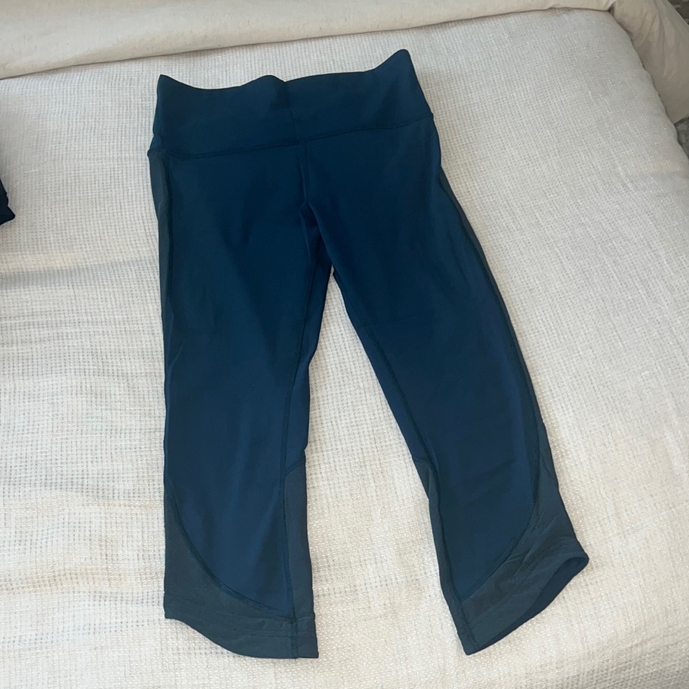 Lululemon 3/4 Pants in Teal
